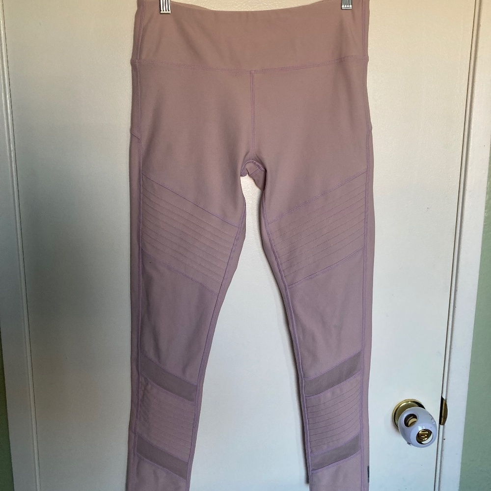 Mondetta pink leggings with mesh detail size medium